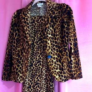 Leopard print pants suit